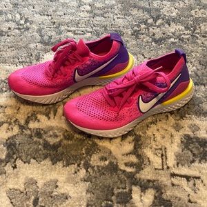 Nike women’s size 6.5 epic react tennis shoes pink, purple, yellow, white